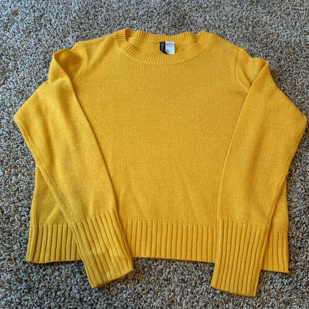 Mustard yellow sweater